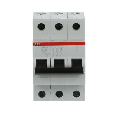 SH203T C32 3x32A
