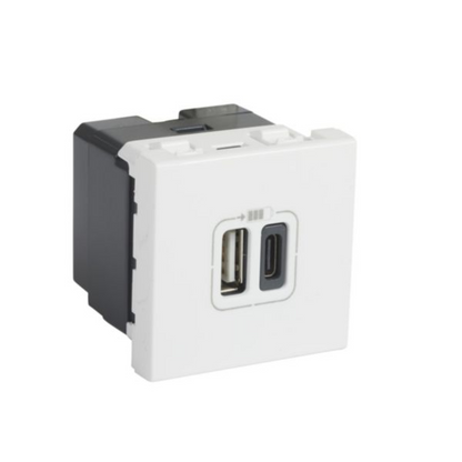 572077 USB + C Charging Socket